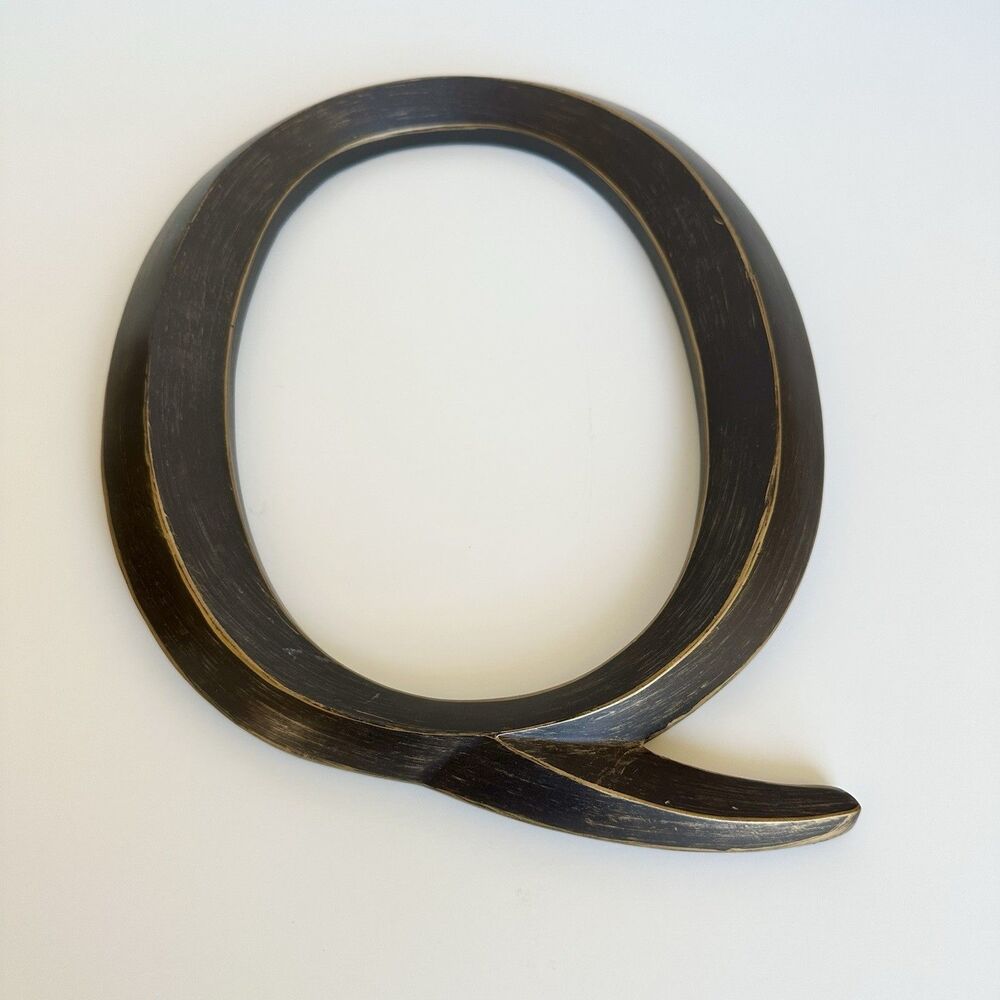 Hobby Lobby Decorative Letter Q Wall Mount 12x10” Brown Metal Bronze Distressed